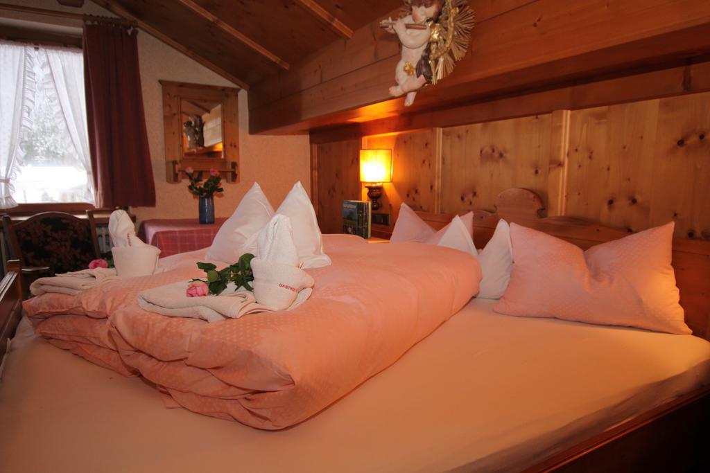 Gasthof Zur Muehle Leutasch Chambre photo